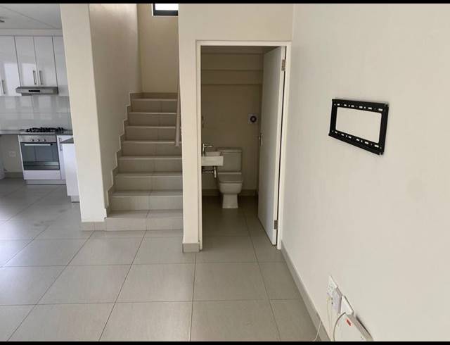 3 BEDROOM TOWNHOUSE FOR SALE IN PROTEA HEIGHTS